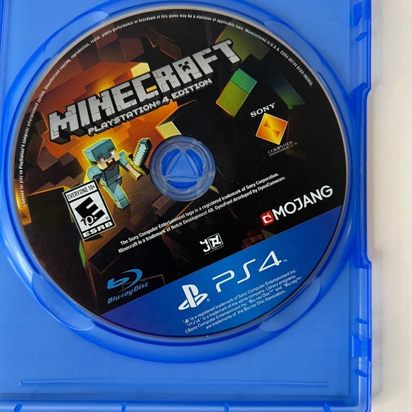 Minecraft PlayStation 4 Edition Sony PS4 Game Mojang Physical Disc 3000557 - Picture 3 of 5